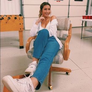 Meet your Posher, Julia